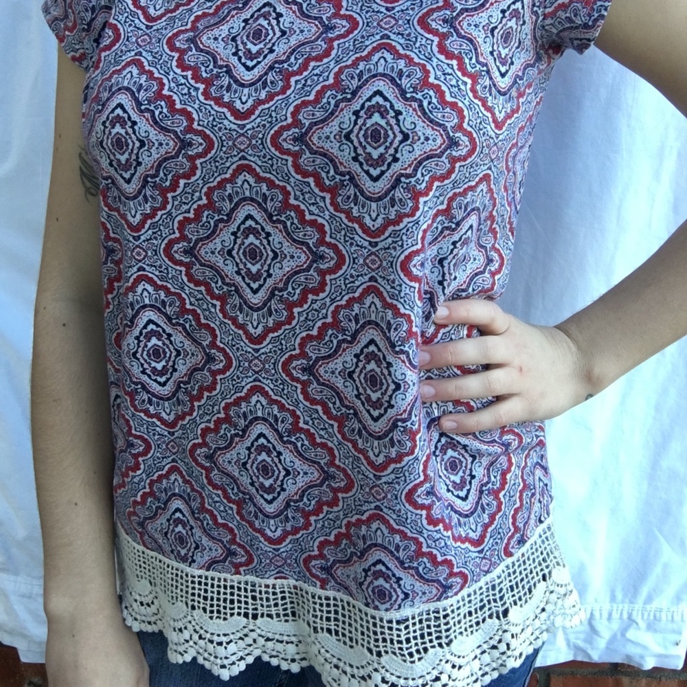 Blue/red with lace trim Maurices shirt